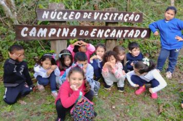 Alunos da Rede Municipal saem da rotina e passeiam no Parque da Campina do Encantado 