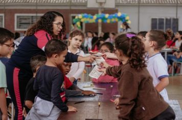 Bingo envolve alunos e funcionários na Carlos Alberto Vigneron 