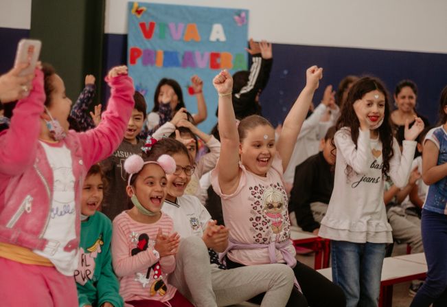 Alunos da Escola Gaspar aprendem brincando com Projeto Soletrando 